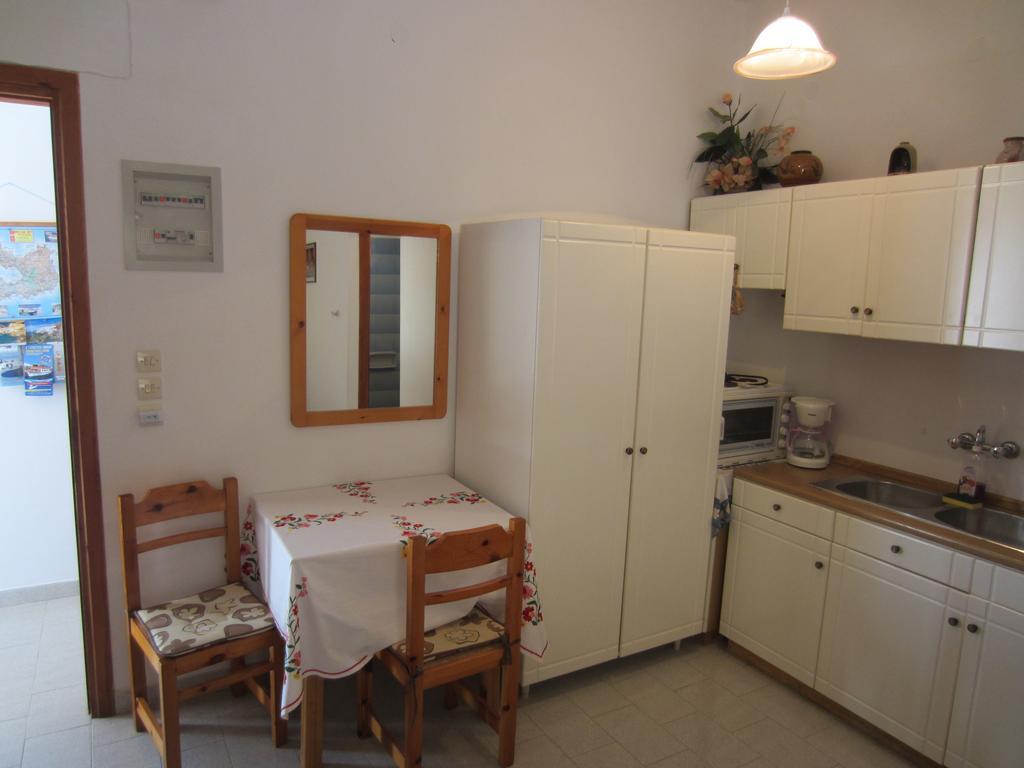 Katerina Apartments Triovászalosz Kültér fotó